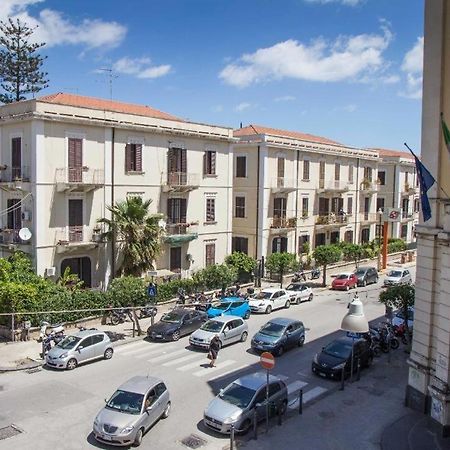 Casa Vacanze L'Altra Diaz シラクーサ エクステリア 写真